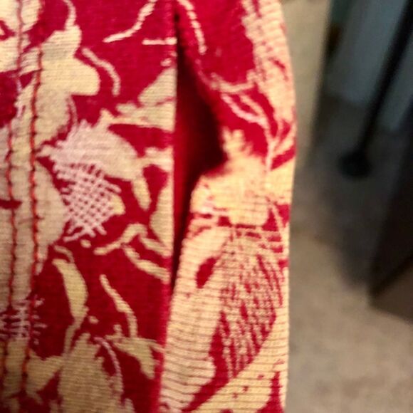 Beautiful shirt by St Johns Bay in size large - Picture 3 of 3